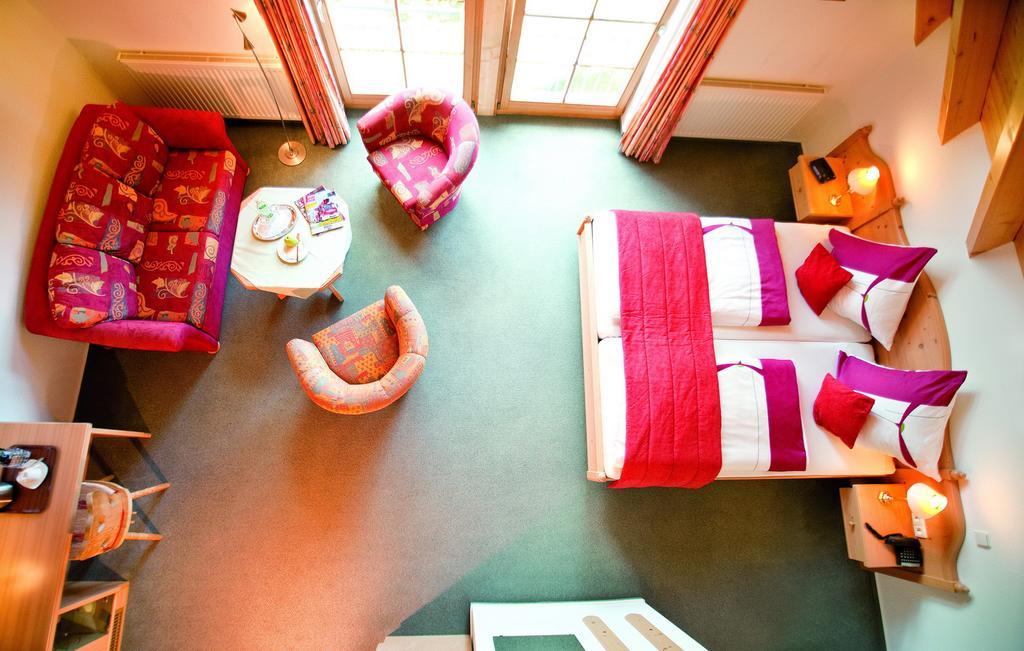Berghotel Schiller Schonach im Schwarzwald Ngoại thất bức ảnh