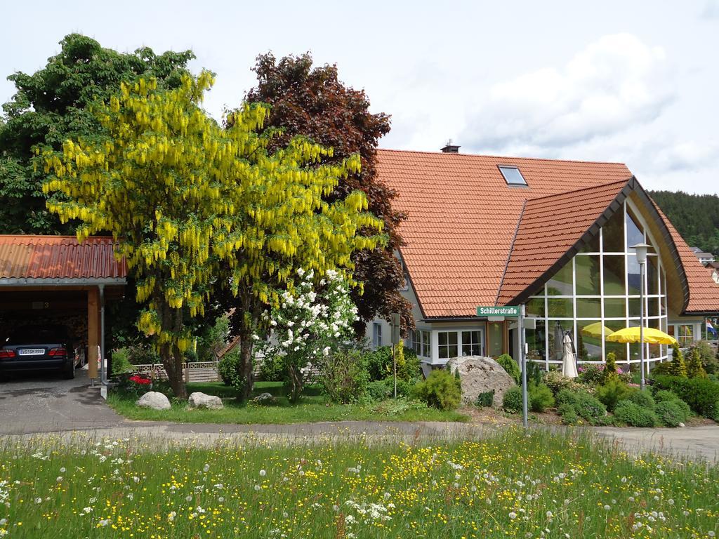Berghotel Schiller Schonach im Schwarzwald Phòng bức ảnh