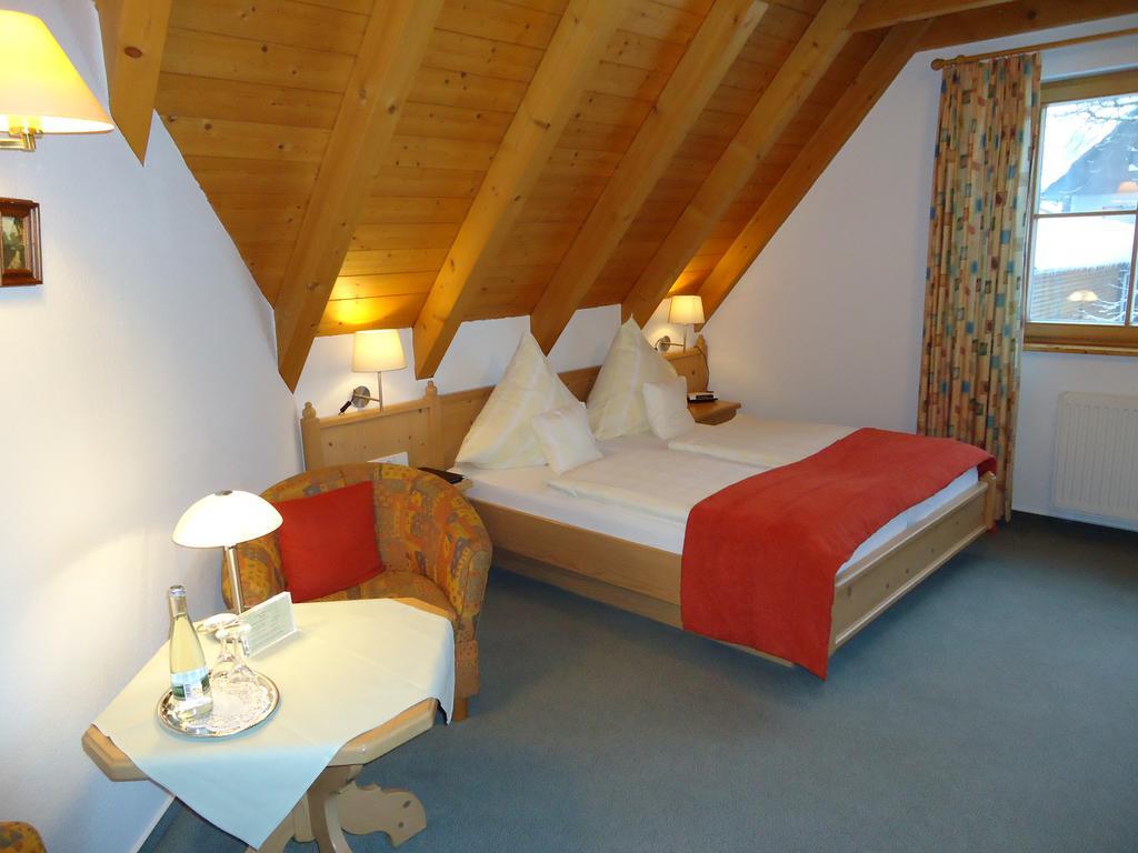 Berghotel Schiller Schonach im Schwarzwald Ngoại thất bức ảnh